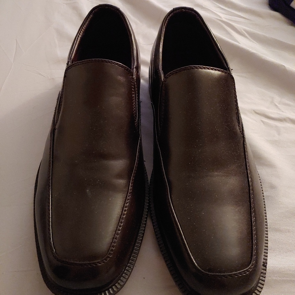 Mens dress shoes